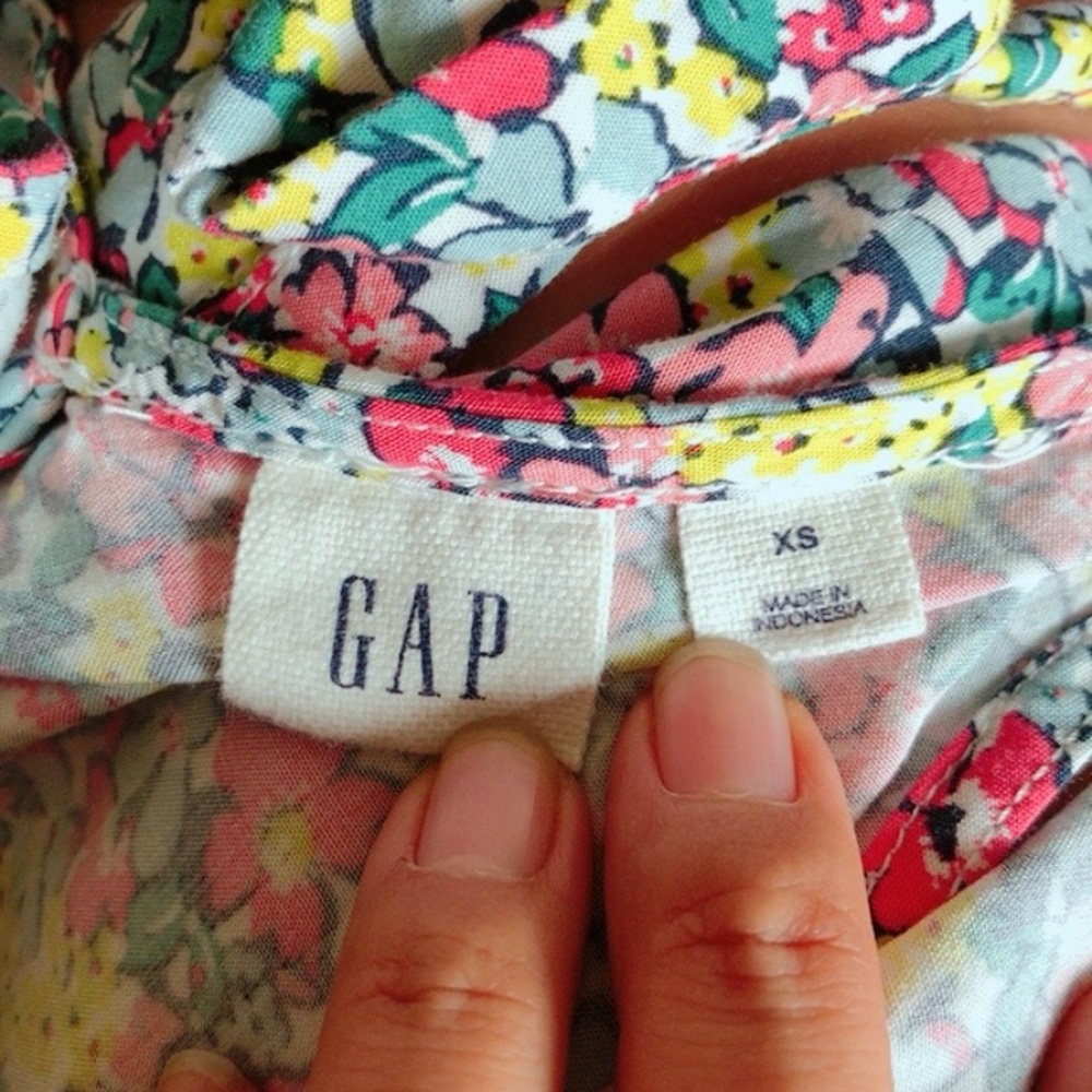 Gap. Flower Dress - Picture 3 of 7
